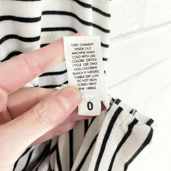 Torrid Black & White Striped Short Sleeve Tee Shirt Women's Plus Size 0X - Picture 6 of 6